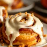 pumpkin cinnamon rolls - featured image